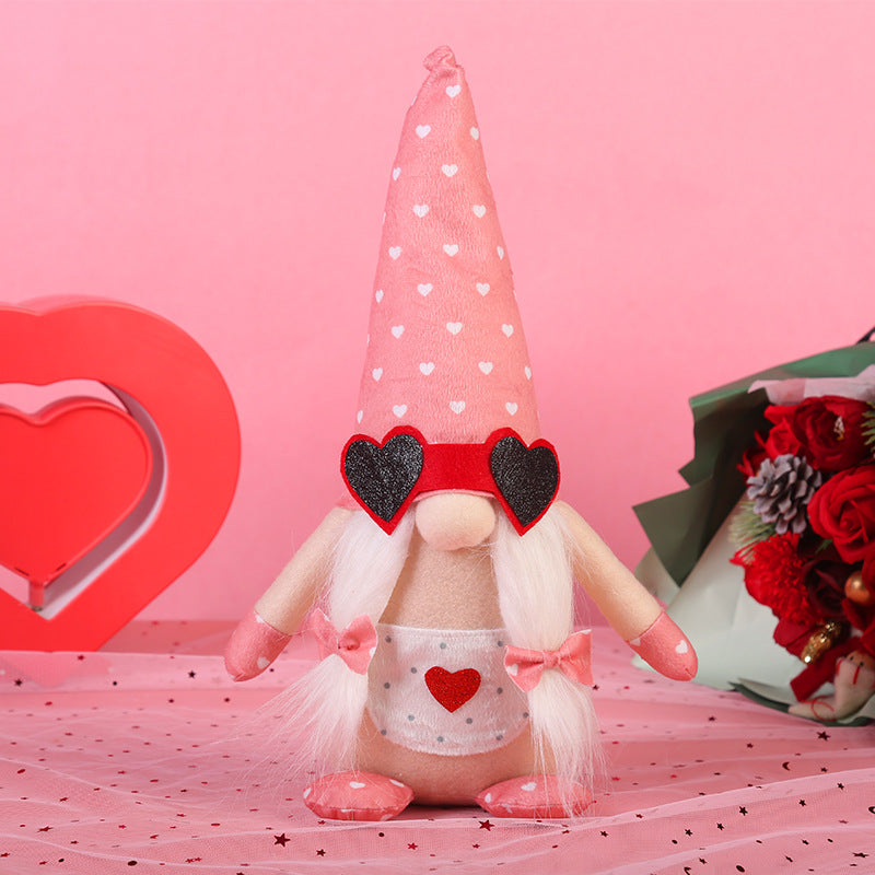 Decognomes, Valentine's Day Gnomes, Valentine's Day Gnome Decor, Valentine's Day Gnomes DIY, Valentine's Day Gnome Craft, Valentine's Day Gnome Plush, Valentine's Day Gnomes, Valentine's Day Gnomes Aldi, Valentine Gnome Images, Decoration Gnomes, Handmade gnomes, DIY Gnomes, Buy Gnomes, 