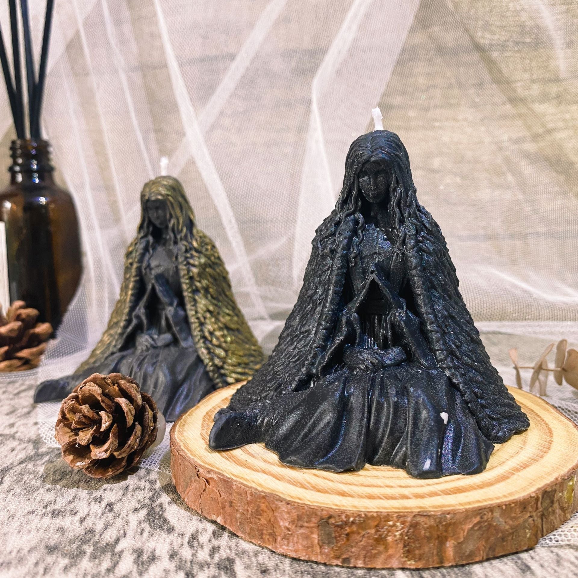 European Ghost Wizard Candle Holder, Have Pumpkin lanterns, Jack o Lanterns, Halloween Lights, Halloween Decoration Ornaments, Halloween inflatables, carved pumpkins, Halloween wreaths, Halloween Candles.