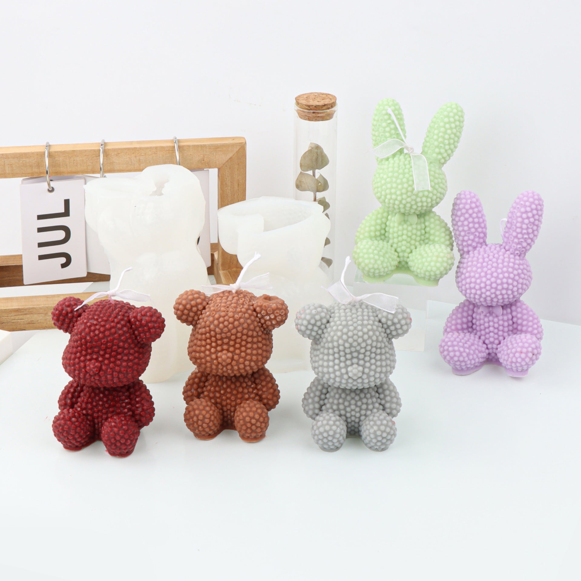 Three-dimensional Beaded Bear Rabbit Candle Silicone Mold