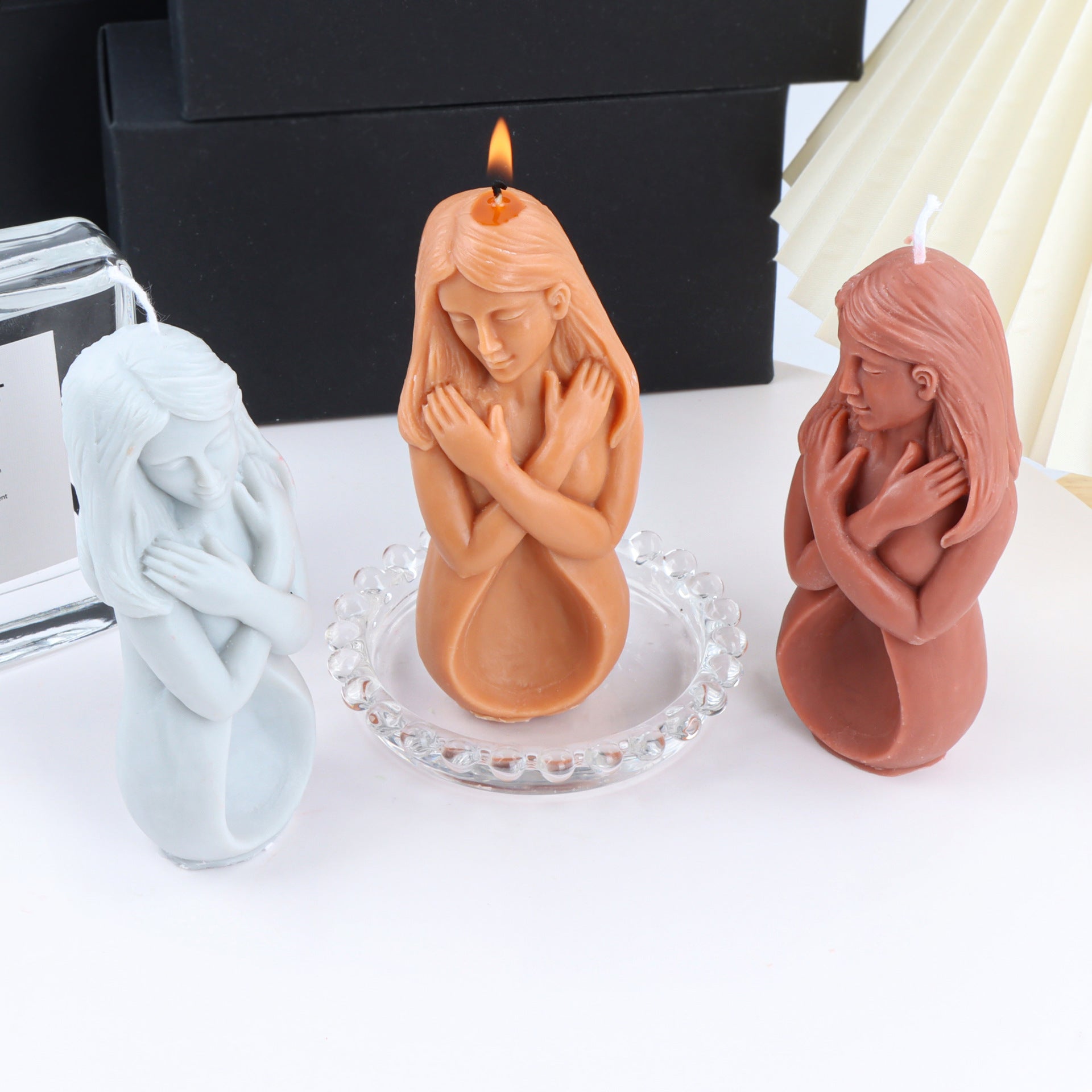 Half Body Gentle Woman Candle Silicone Mold, Geometric candle molds, Abstract candle molds, DIY candle making molds, Decognomes, Silicone candle molds, Candle Molds, Aromatherapy Candles, Scented Candle, 