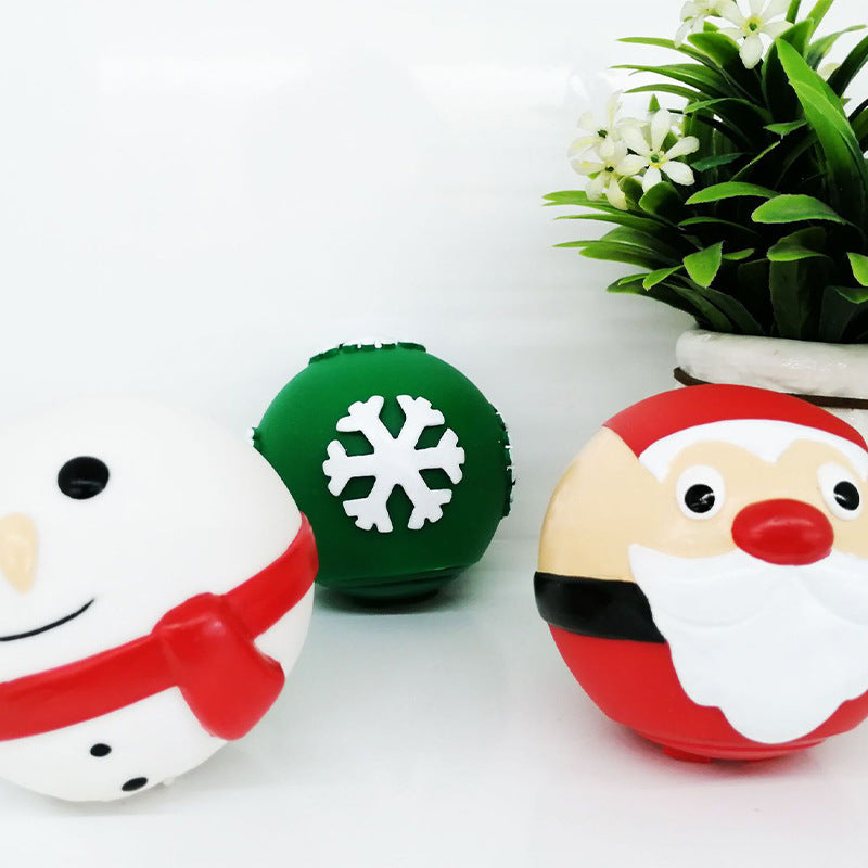 Christmas Food Dropping Ball Pet Toy Interactive Bite-resistant