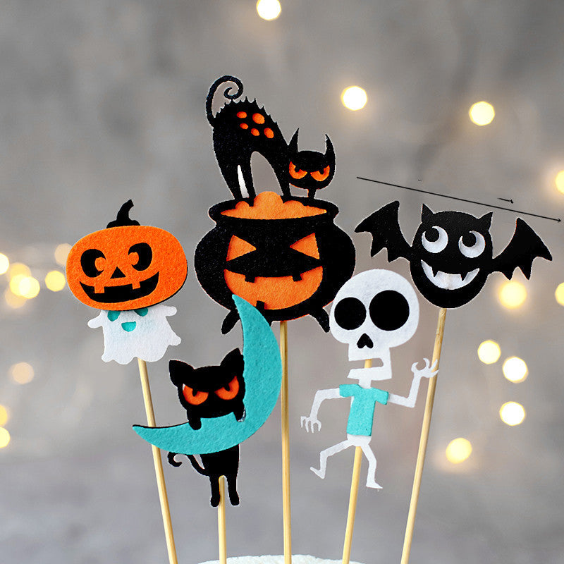 Adorable Decoration Of Halloween Baking Cake, Pumpkin lanterns, Jack o Lanterns, Halloween Lights, Halloween Decoration Ornaments, Halloween inflatables, carved pumpkins, Halloween wreaths, Halloween Candles, and animatronics Halloween.
