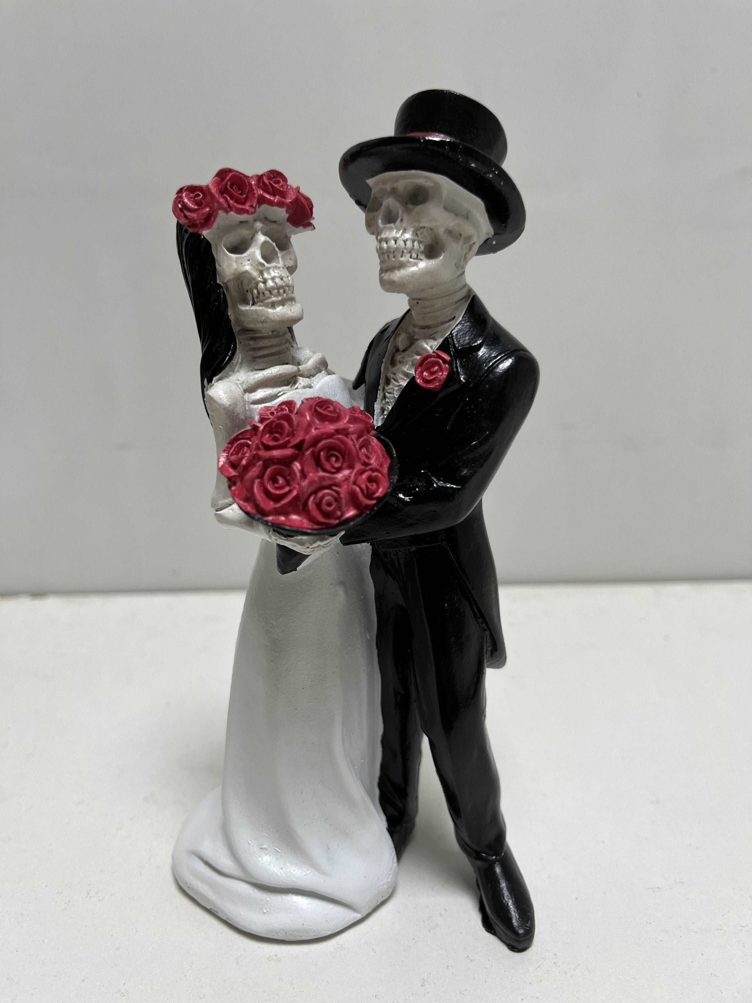 Anniversary Wedding Statue Valentine's Day Ghost Couple Pair Resin Elf Ornament, Ghost Couple , halloween Ghost Couple, Skull Couple Statue, Halloween Decoration, Wedding Skeleton Statue