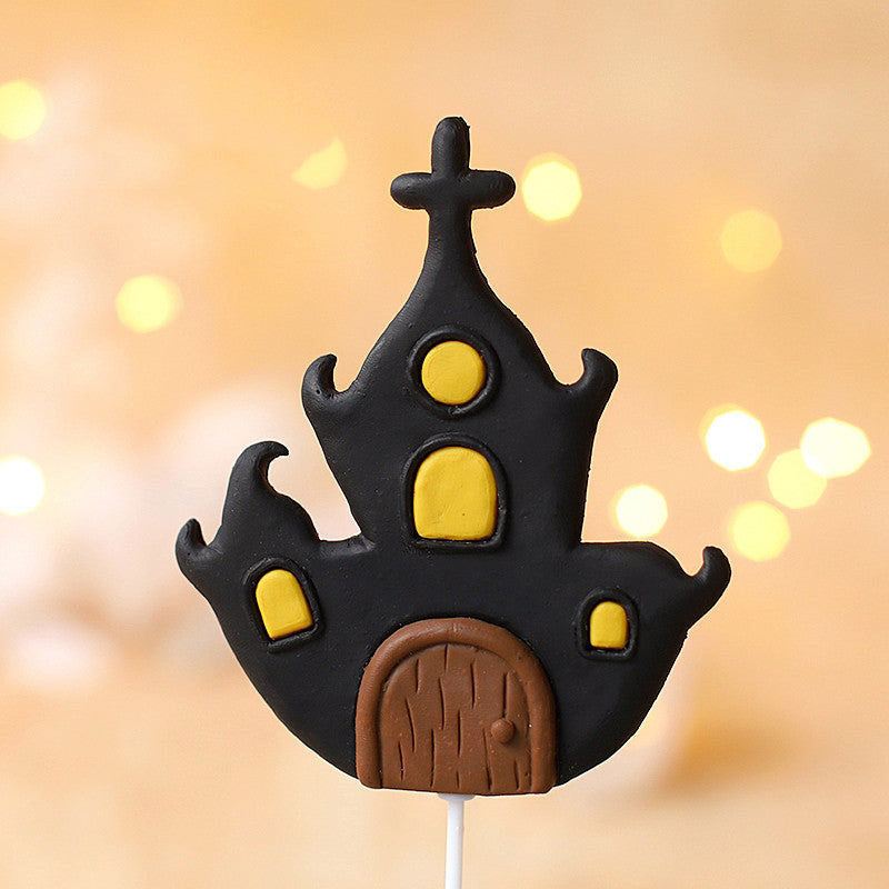 Adorable Decoration Of Halloween Baking Cake, Pumpkin lanterns, Jack o Lanterns, Halloween Lights, Halloween Decoration Ornaments, Halloween inflatables, carved pumpkins, Halloween wreaths, Halloween Candles, and animatronics Halloween.
