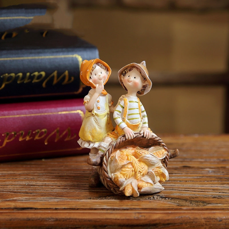 Harvest Corn Couple Resin Ornament Decoration