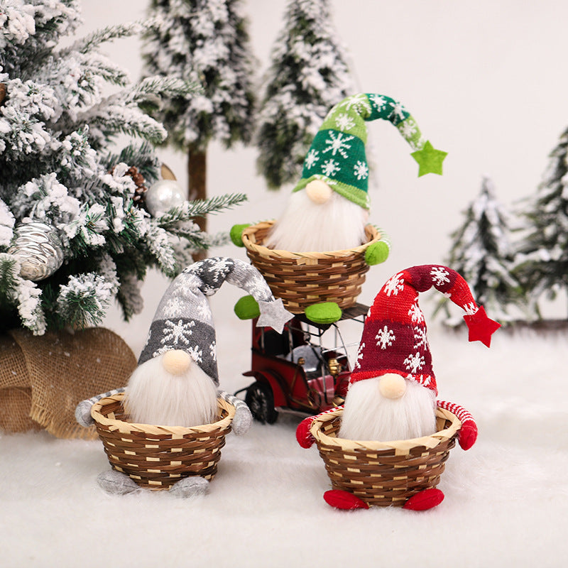 Christmas Decoration Gnomes, Xmas Gnomes, Santa Gnomes, DIY gnomes, Gnome Christmas Tree, Nordic gnomes, Tomato Cage Gnomes, Plush Gnomes, stuffed gnomes, Norwegian gnomes, evergreen gnomes, DIY sock gnomes, snowman gnome, grinch gnome, knitted gnome, Decognomes