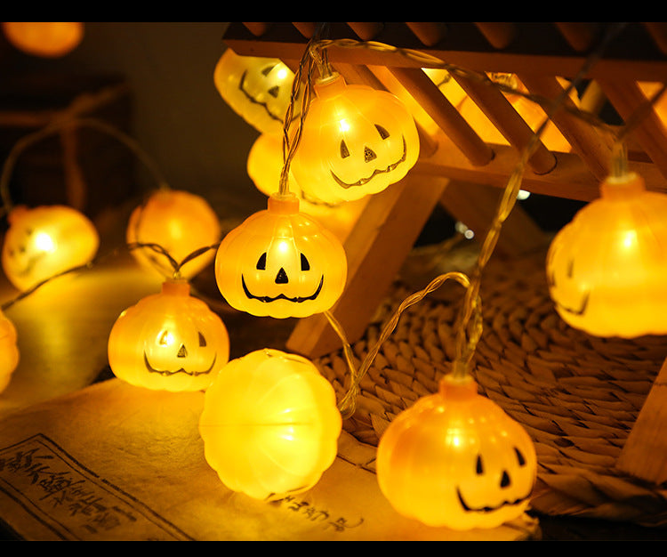 Halloween Ghost Festival Series Led Pumpkin Lamp, Halloween String Lights, Smiley face pumpkin 6.4*5.4cm, hooded pumpkin 5 * 7cm, hooded pumpkin 5*4.6cm, crystal pumpkin 2.5*3.5cm, small pumpkin 4.3 * 3.2cm