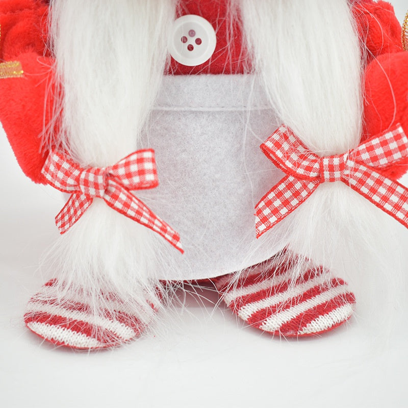 Decognomes, Valentine's Day Gnomes, Valentine's Day Gnome Decor, Valentine's Day Gnomes DIY, Valentine's Day Gnome Craft, Valentine's Day Gnome Plush, Valentine's Day Gnomes, Valentine's Day Gnomes Aldi, Valentine Gnome Images, Decoration Gnomes, Handmade gnomes, DIY Gnomes, Buy Gnomes, 