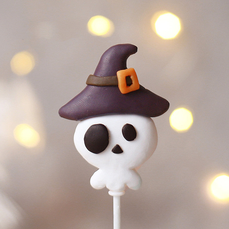 Adorable Decoration Of Halloween Baking Cake, Pumpkin lanterns, Jack o Lanterns, Halloween Lights, Halloween Decoration Ornaments, Halloween inflatables, carved pumpkins, Halloween wreaths, Halloween Candles, and animatronics Halloween.
