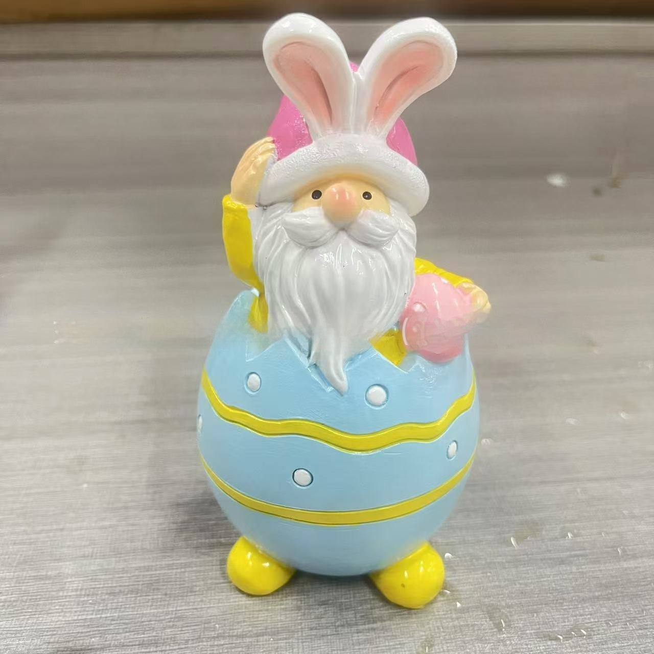 Home Fashion Creative Resin Crafts Easter Gnomes Decoration, Easter gnomes, Bunny gnomes, Spring gnomes, Pastel gnomes, Egg gnomes, Chick gnomes, Floral gnomes, Garden gnomes, Basket gnomes, Easter decorations, Rustic gnomes, Happy Easter gnomes, Peep gnomes.