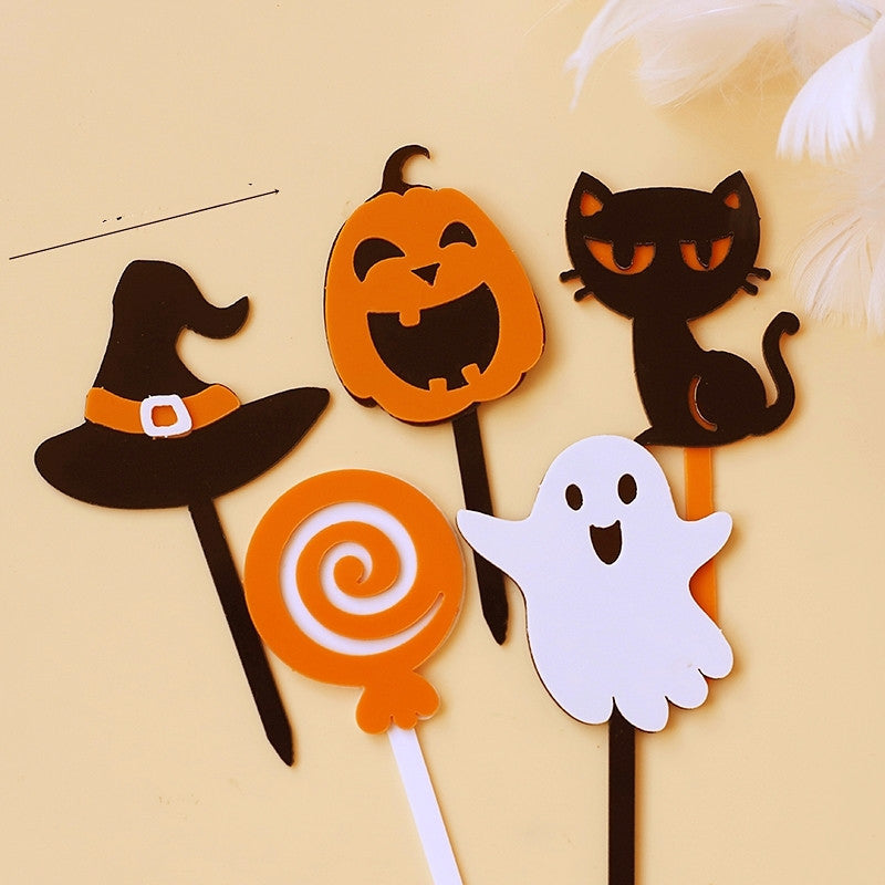 Adorable Decoration Of Halloween Baking Cake, Pumpkin lanterns, Jack o Lanterns, Halloween Lights, Halloween Decoration Ornaments, Halloween inflatables, carved pumpkins, Halloween wreaths, Halloween Candles, and animatronics Halloween.
