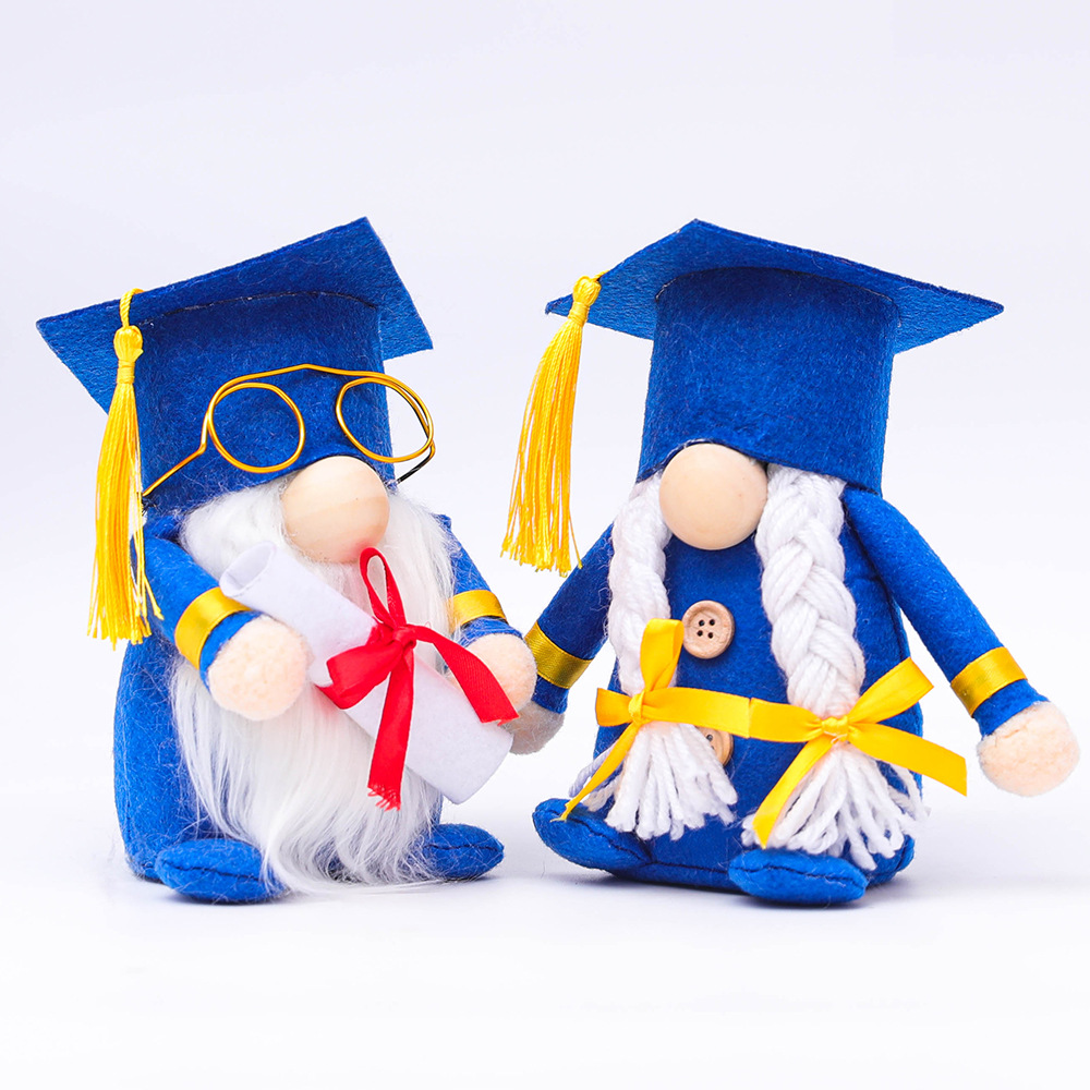Graduation Gnomes, School Gnomes, Teacher gnomes, Bachelor Uniform Gnome, Dwarers Gnomes, Glasses gnomes, graduation gnomes, gnome graduation, graduation garden gnome, School Gnome, Schoolbag Gnome, Doctor Gnome