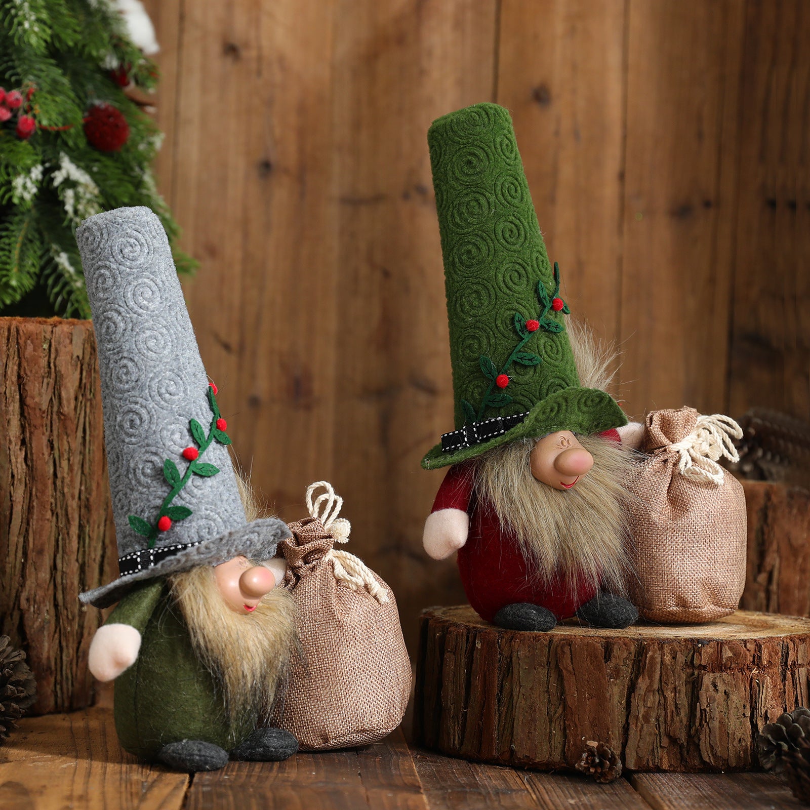 Christmas Decoration Gnomes, Xmas Gnomes, Santa Gnomes, DIY gnomes, Gnome Christmas Tree, Nordic gnomes, Tomato Cage Gnomes, Plush Gnomes.