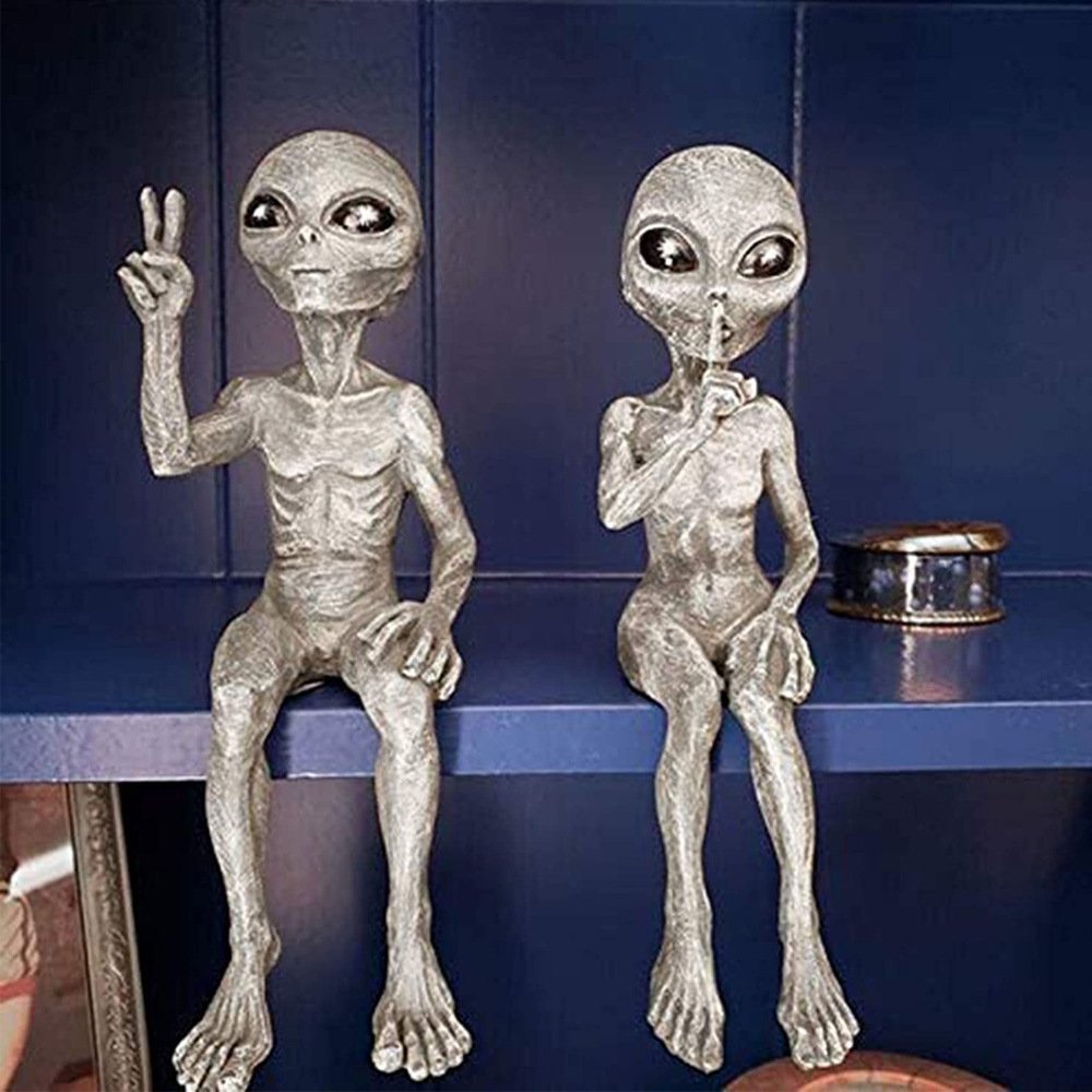 Painted Resin Alien Garden Statue Ornament - Image 2